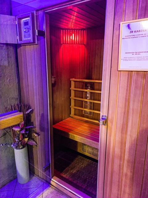 Room Oaza Miru Maribor Bagian luar foto